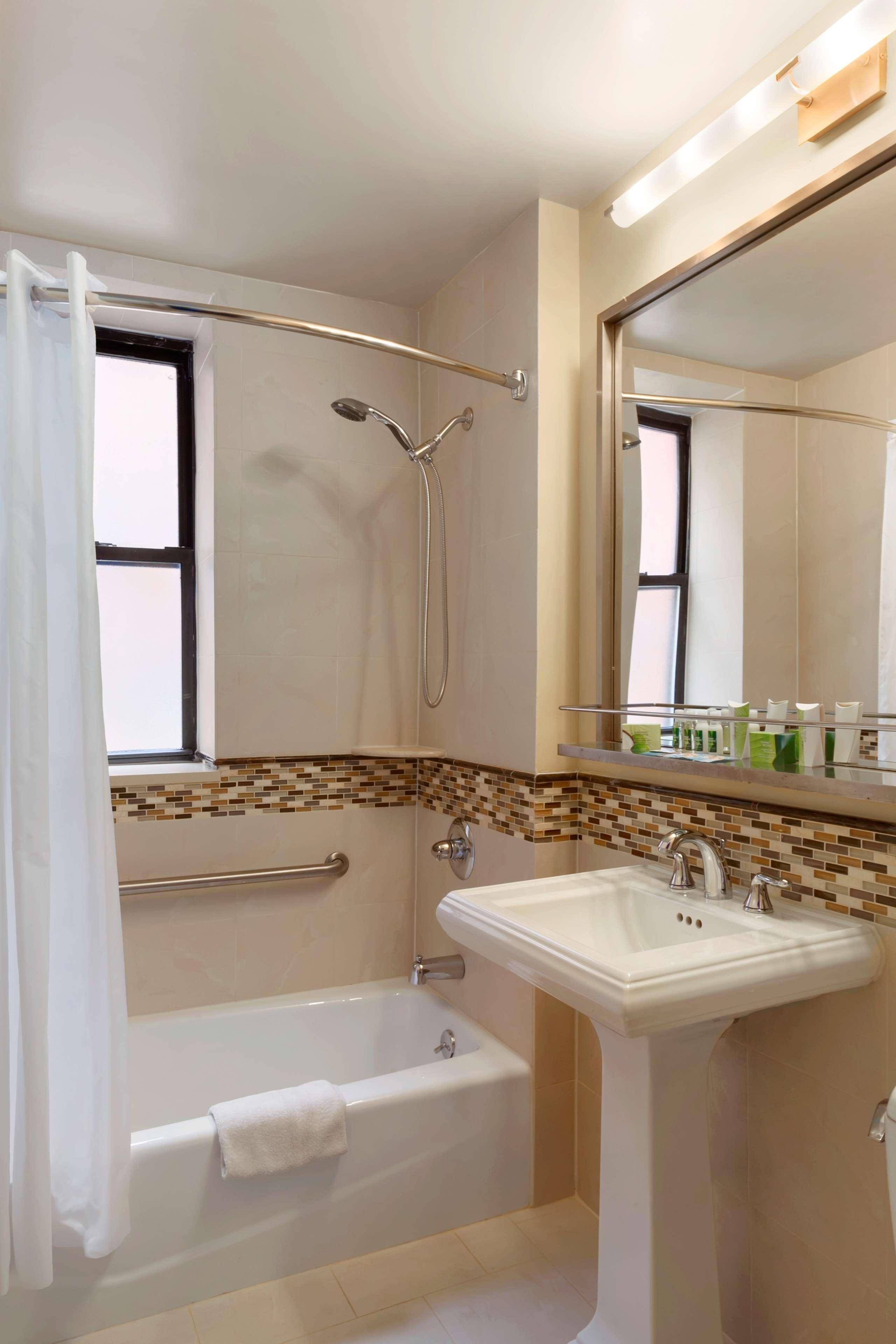 Western Hospitality House Hotel New York